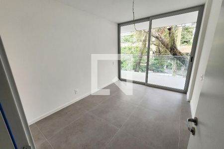 Quarto de apartamento à venda com 2 quartos, 190m² em Humaitá, Rio de Janeiro