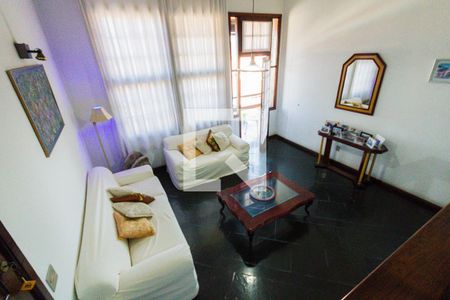 Sala de Estar de casa de condomínio à venda com 3 quartos, 391m² em Anil, Rio de Janeiro