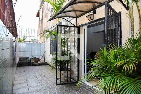 Quintal de apartamento à venda com 3 quartos, 94m² em Jardim Floresta, Porto Alegre