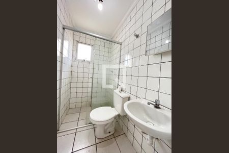 Banheiro  de apartamento para alugar com 1 quarto, 50m² em Vila Campestre, São Paulo