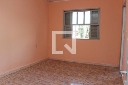 Casa à venda com 149m², 4 quartos e 3 vagas Casa à venda com 149m², 4 quartos e 3 vagasQuarto 5