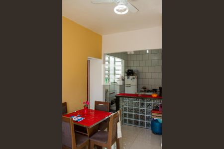 Sala de apartamento para alugar com 2 quartos, 50m² em Quintino Bocaiuva, Rio de Janeiro