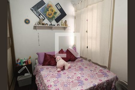 Quarto de casa à venda com 3 quartos, 220m² em Alípio de Melo, Belo Horizonte