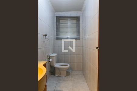 Lavabo de casa para alugar com 3 quartos, 180m² em Vila Camilópolis, Santo André