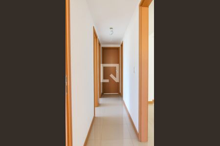 Corredor de apartamento para alugar com 3 quartos, 79m² em Méier, Rio de Janeiro
