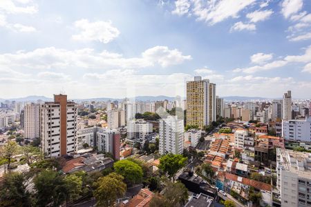 Varanda - Vista de apartamento à venda com 3 quartos, 201m² em Sumaré, São Paulo