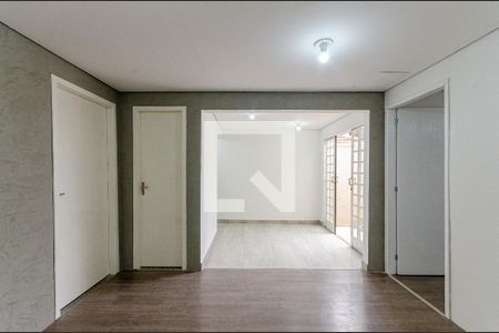 Sala de casa para alugar com 2 quartos, 100m² em Vila Marina, São Paulo