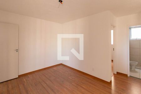 Sala de apartamento à venda com 2 quartos, 60m² em Nacional, Contagem