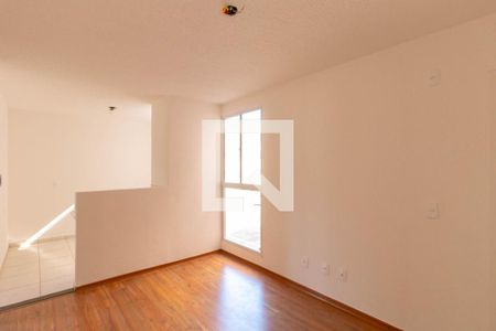 Sala de apartamento à venda com 2 quartos, 60m² em Nacional, Contagem