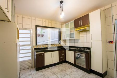 Casa à venda com 127m², 3 quartos e 2 vagas Casa à venda com 127m², 3 quartos e 2 vagasCozinha