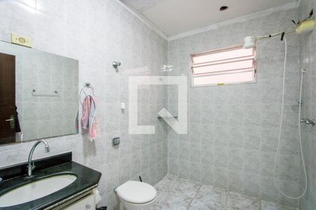 Casa à venda com 127m², 3 quartos e 2 vagas Casa à venda com 127m², 3 quartos e 2 vagasBanheiro social