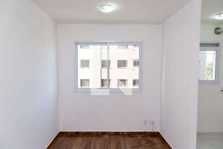 Sala de apartamento para alugar com 2 quartos, 45m² em Piraporinha, Diadema