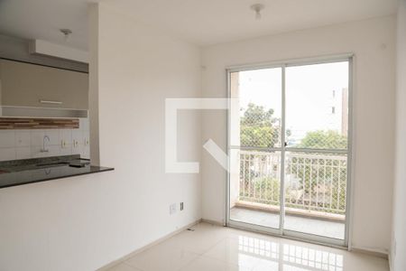 Sala de apartamento à venda com 2 quartos, 47m² em Metalúrgicos, Osasco