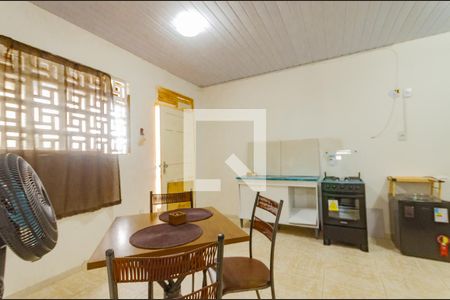 Sala/Cozinha de casa para alugar com 2 quartos, 55m² em Pituaçu, Salvador