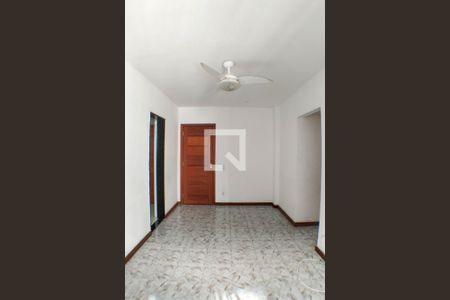 Sala de apartamento para alugar com 2 quartos, 60m² em Fonseca, Niterói