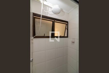 Banheiro de apartamento à venda com 1 quarto, 59m² em Vila Andrade, São Paulo