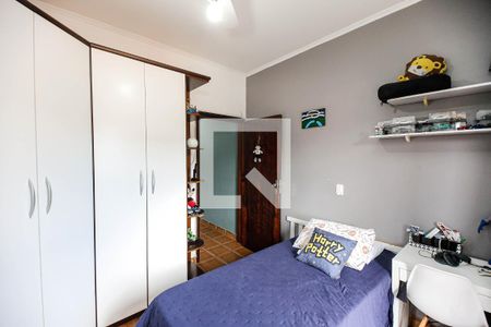 Quarto 2 de casa à venda com 3 quartos, 200m² em Jardim Teresa, São Paulo