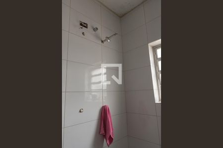 Casa à venda com 250m², 2 quartos e 4 vagas Casa à venda com 250m², 2 quartos e 4 vagasBanheiro