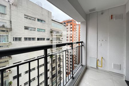 Sacada de kitnet/studio à venda com 1 quarto, 27m² em Moema, São Paulo