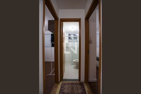 Quartos e banheiro de apartamento para alugar com 2 quartos, 50m² em Jardim Caiapiá, Cotia