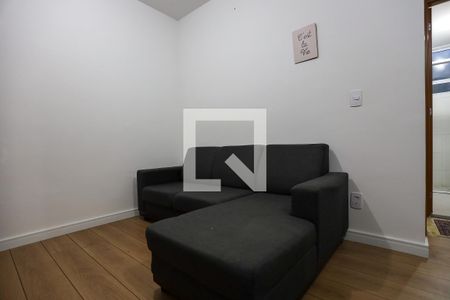 Sala  de apartamento para alugar com 2 quartos, 50m² em Jardim Caiapiá, Cotia