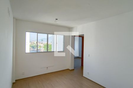 sala de apartamento à venda com 2 quartos, 50m² em Jacarepaguá, Rio de Janeiro