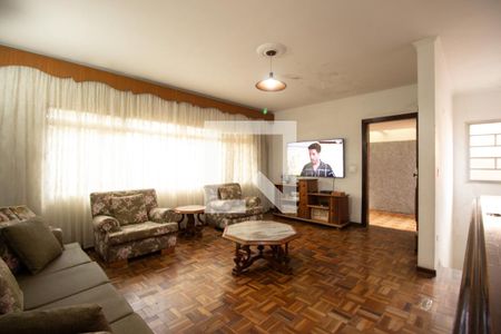 Sala de casa à venda com 4 quartos, 300m² em Vila Mariana, São Paulo