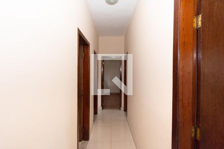 Corredor de apartamento à venda com 3 quartos, 165m² em Inconfidentes, Contagem