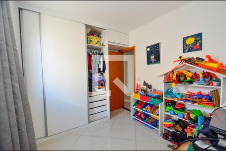 Quarto 2 de apartamento para alugar com 3 quartos, 126m² em Ipiranga, Belo Horizonte