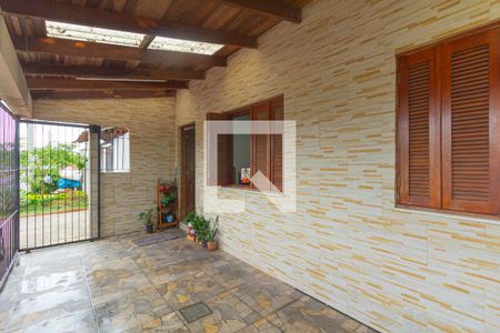 Casa à venda com 62m², 2 quartos e 1 vaga Casa à venda com 62m², 2 quartos e 1 vagaVaranda