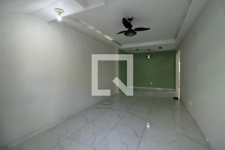 Sala de casa de condomínio à venda com 3 quartos, 380m² em Freguesia (jacarepaguá), Rio de Janeiro