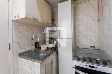 Cozinha de kitnet/studio à venda com 1 quarto, 27m² em Laranjeiras, Rio de Janeiro