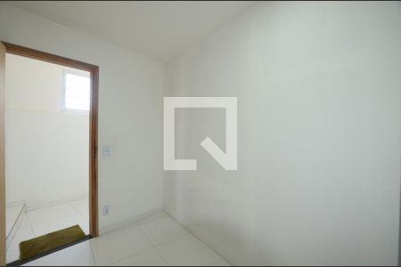 Sala de apartamento para alugar com 1 quarto, 30m² em Vicente de Carvalho, Rio de Janeiro