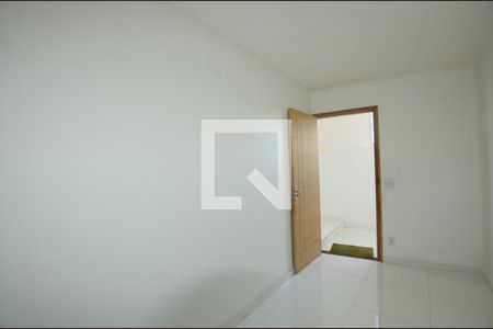 Sala de apartamento para alugar com 1 quarto, 30m² em Vicente de Carvalho, Rio de Janeiro