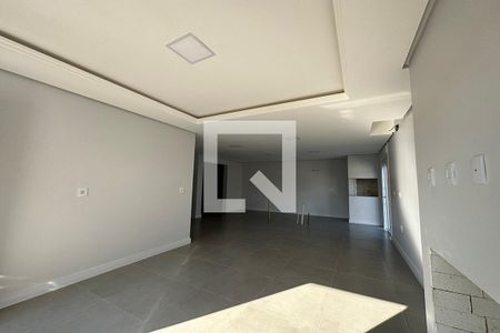 Sala de Estar de casa à venda com 2 quartos, 141m² em Scharlau, São Leopoldo