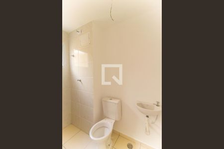 Banheiro de apartamento para alugar com 1 quarto, 36m² em Vila Granada, São Paulo