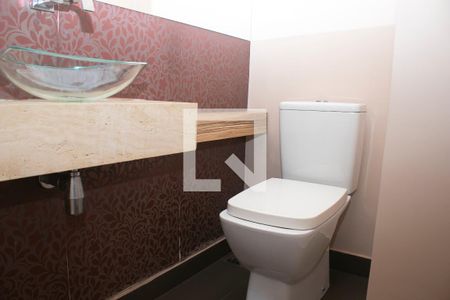 Lavabo de apartamento para alugar com 3 quartos, 117m² em Santo Antônio, Belo Horizonte
