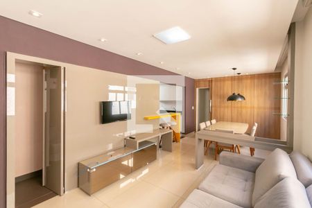 Sala de apartamento para alugar com 3 quartos, 117m² em Santo Antônio, Belo Horizonte