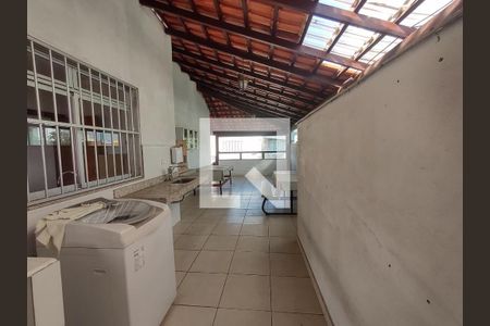 Casa à venda com 6 quartos, 360m² em Nova Floresta, Belo Horizonte