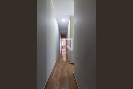 Corredor de casa à venda com 4 quartos, 300m² em Vila Jacuí, São Paulo