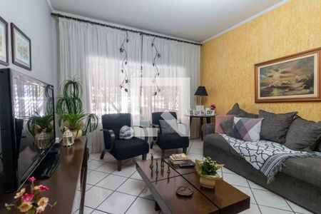 Sala de casa à venda com 4 quartos, 156m² em Vila Jacuí, São Paulo