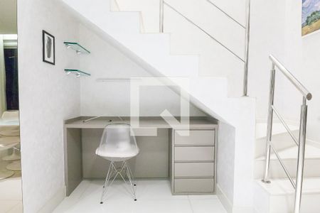 Sala de apartamento à venda com 2 quartos, 74m² em Vila da Serra, Belo Horizonte