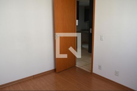 Quarto 1 de apartamento para alugar com 2 quartos, 42m² em Chacaras Reunidas Santa Terezinha, Contagem