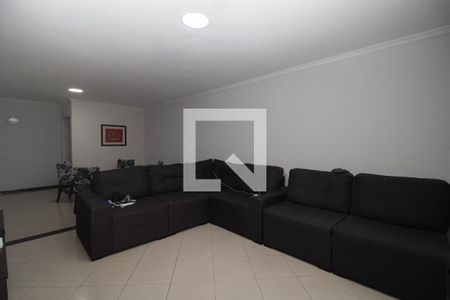 Sala de TV de casa para alugar com 3 quartos, 180m² em Jardim Marisa, São Paulo