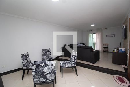 Sala de Estar de casa para alugar com 3 quartos, 180m² em Jardim Marisa, São Paulo