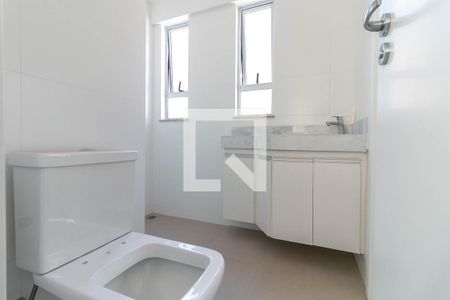 Banheiro de apartamento para alugar com 2 quartos, 61m² em Santo Antônio, Belo Horizonte