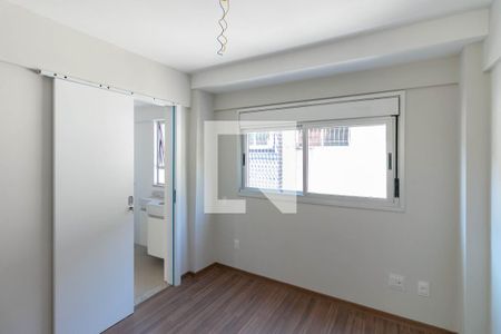 Quarto 1 de apartamento para alugar com 2 quartos, 61m² em Santo Antônio, Belo Horizonte