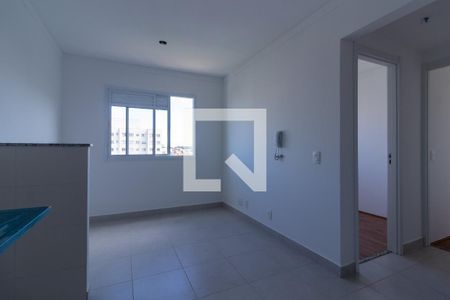 Sala de apartamento para alugar com 2 quartos, 33m² em Jardim Celeste, São Paulo