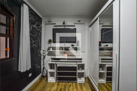 Casa à venda com 342m², 4 quartos e 2 vagas Casa à venda com 342m², 4 quartos e 2 vagasQuarto 1