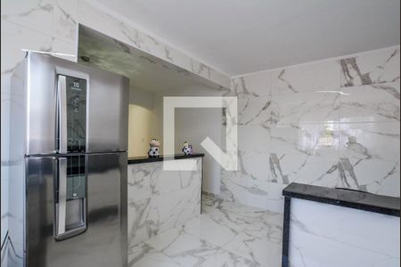 Casa à venda com 342m², 4 quartos e 2 vagas Casa à venda com 342m², 4 quartos e 2 vagasCozinha